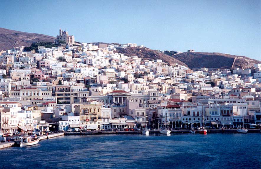 Ormos Phoinikos – Perfect for a Stopover