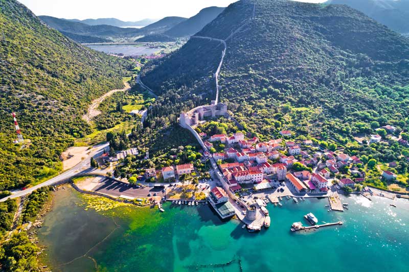 Mali Ston sur l'île Pelješac